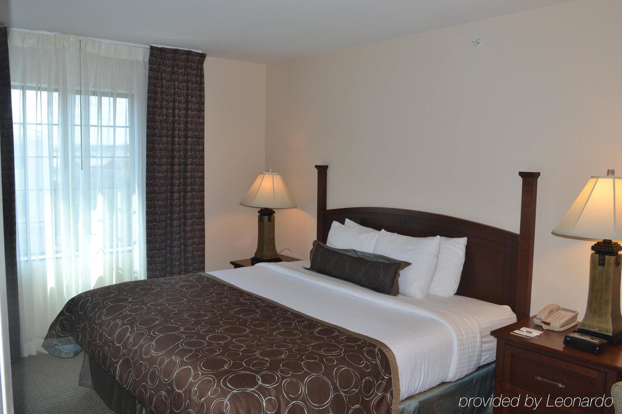 Staybridge Suites San Antonio Nw Near Six Flags Fiesta, An Ihg Hotel 외부 사진
