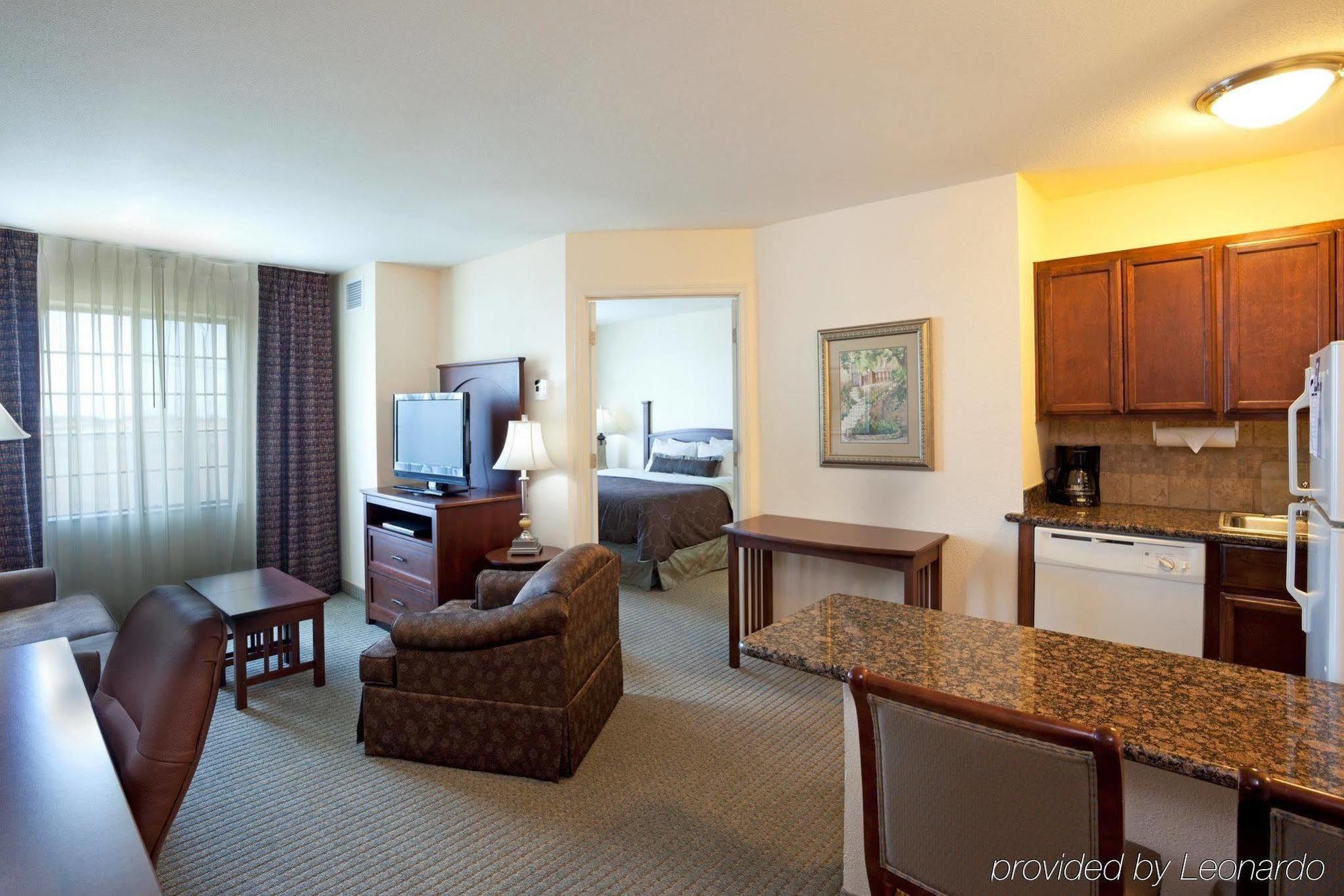Staybridge Suites San Antonio Nw Near Six Flags Fiesta, An Ihg Hotel 객실 사진